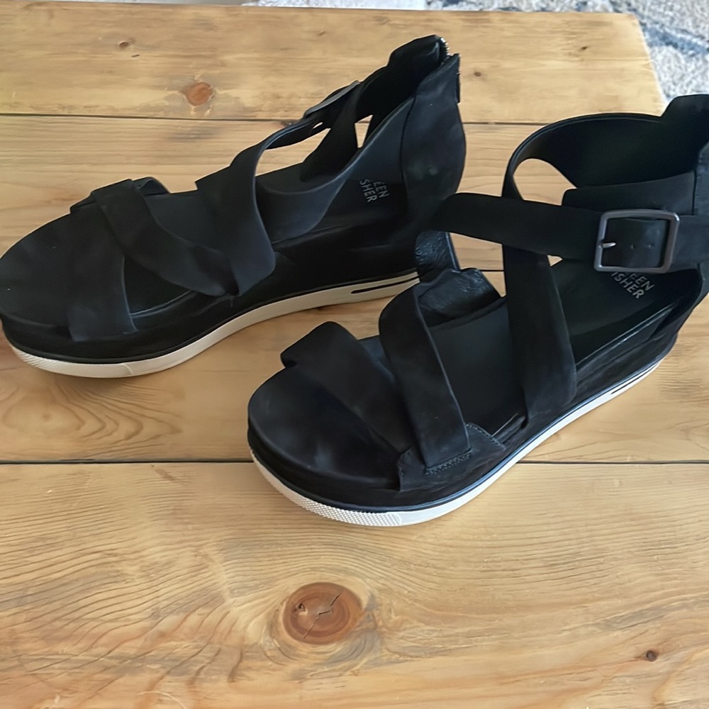 Eileen Fisher black platforms - Picture 3 of 3